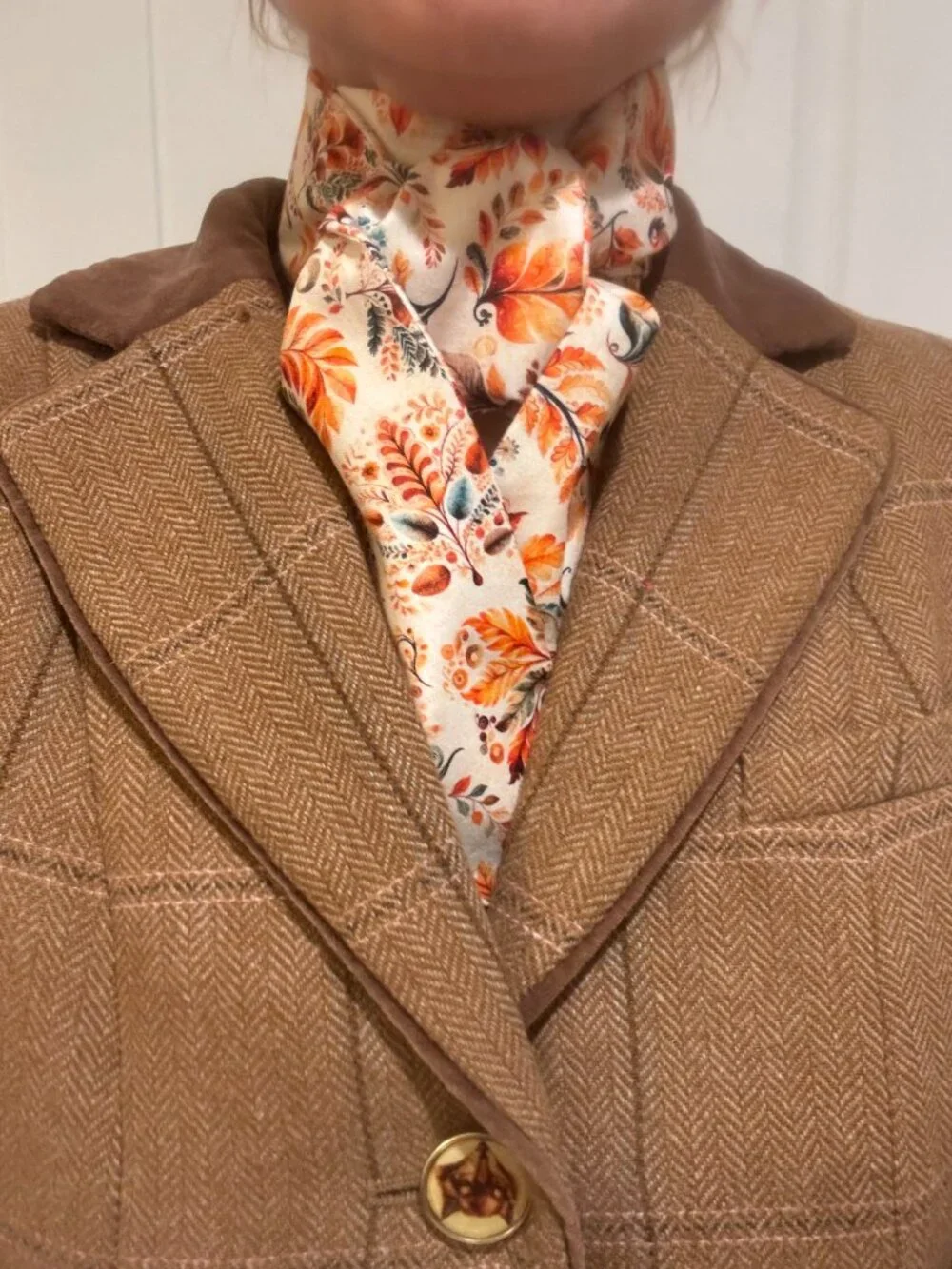 Classic Shaped Floral Paisley Equestrian Fox Hunting Stock Tie Fall Leaves
